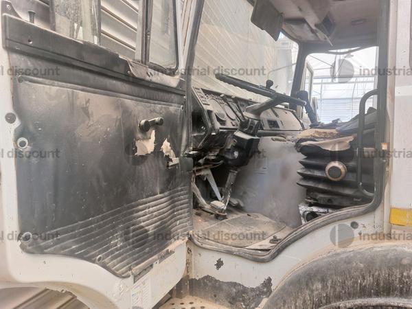 3#10006 Autocarro betonpompa Iveco in vendita - foto 8