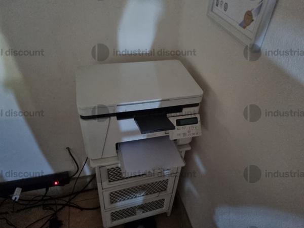 1#10018 Arredi vari in vendita - foto 3