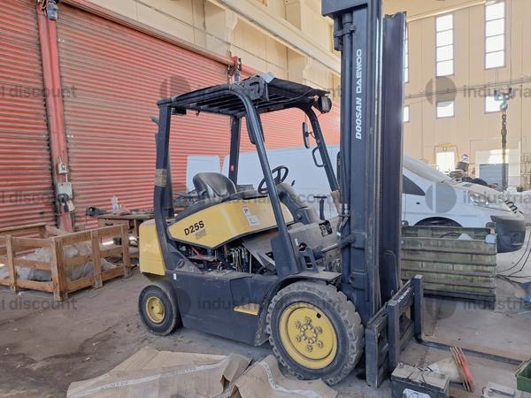 17#10019 Carrello elevatore Doosan D25S in vendita - foto 3