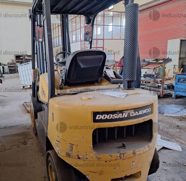 17#10019 Carrello elevatore Doosan D25S in vendita - foto 6
