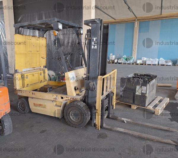 23#10019 Carrello elevatore TCM in vendita - foto 2