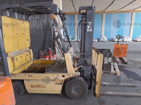 23#10019 Carrello elevatore TCM in vendita - foto 3