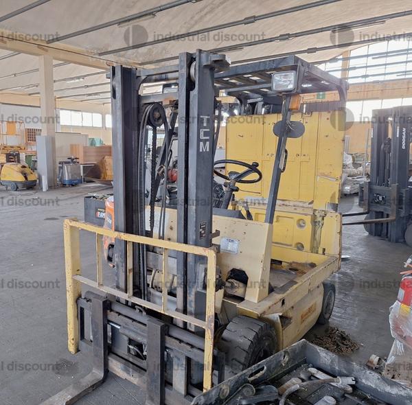 23#10019 Carrello elevatore TCM in vendita - foto 5