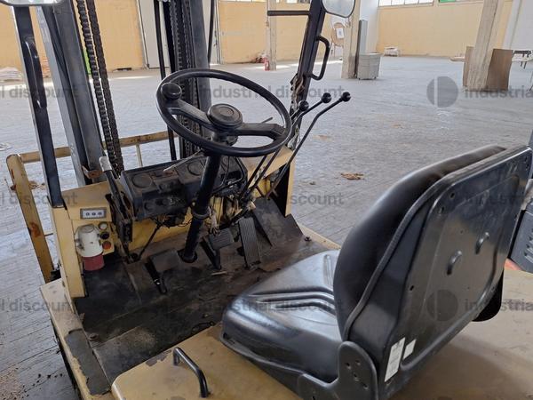 23#10019 Carrello elevatore TCM in vendita - foto 13