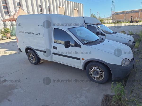 28#10019 Autovettura Opel Combo in vendita - foto 3