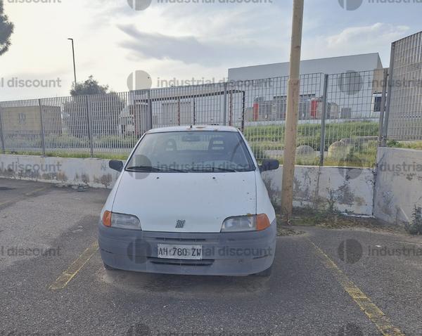 31#10019 Autovetture Opel Combo e Fiat Punto in vendita - foto 3
