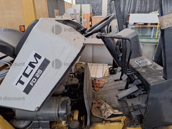 34#10019 Carrello elevatore TCM in vendita - foto 4