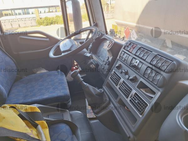 5#10019 Autobotte Iveco 180 E30 in vendita - foto 18