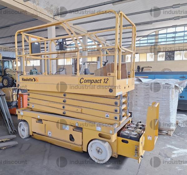 9#10019 Piattaforma elevatrice Haulotte Compact 12 in vendita - foto 1