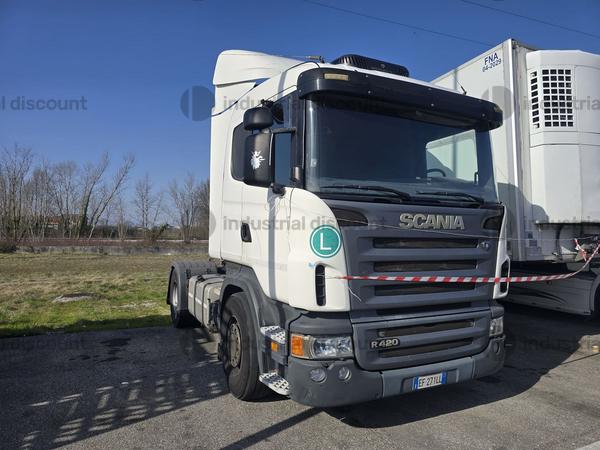 2#10030 Trattori stradali Scania, Autocarro isotermico Scania e semirimorchi in vendita - foto 3