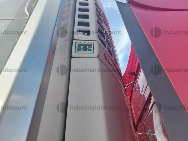 1#10031 Semirimorchio isotermico BERNARD KRONE in vendita - foto 8