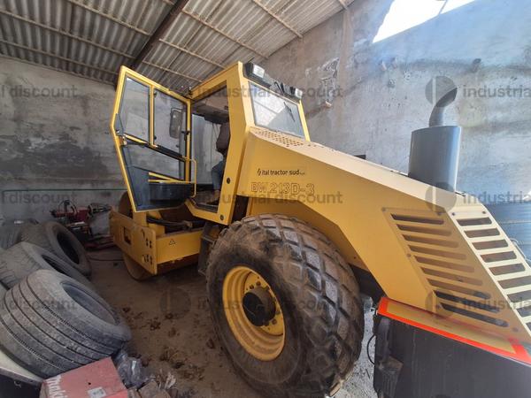 2#10042 Rullo compattatore Bomag in vendita - foto 3