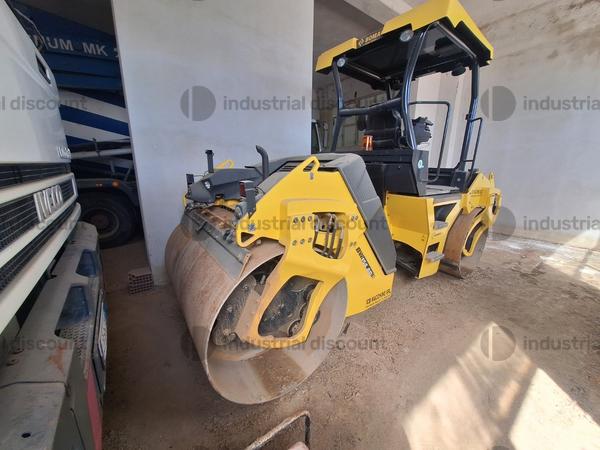 3#10042 Rullo compattatore Bomag in vendita - foto 2