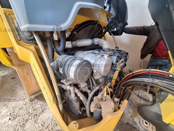 3#10042 Rullo compattatore Bomag in vendita - foto 11