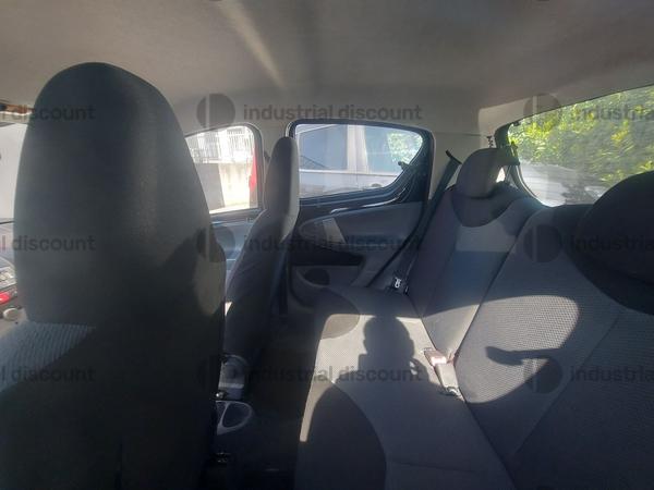 3#10043 Toyota Aygo e mobilio da ufficio in vendita - foto 6