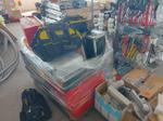 Immagine 72 - Lotto in blocco composto da magazzino di pannelli fotovoltaici inverter batterie di accumulocaldaie arredi attrezzature per il magazzino e veicoli - Lotto 4 (Asta 10043)