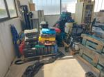 Immagine 76 - Lotto in blocco composto da magazzino di pannelli fotovoltaici inverter batterie di accumulocaldaie arredi attrezzature per il magazzino e veicoli - Lotto 4 (Asta 10043)