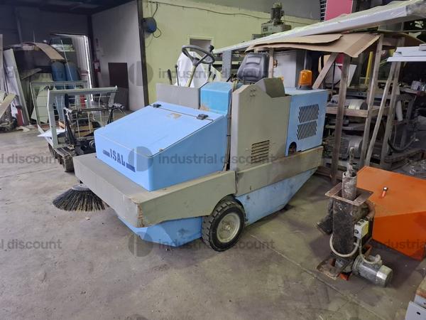 Varie edilizia in vendita