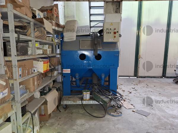 Varie edilizia in vendita