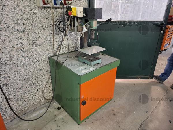 Varie edilizia in vendita