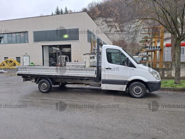 47#10047 Autocarro Mercedes Benz in vendita - foto 2