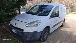 Autocarro Peugeot Partner