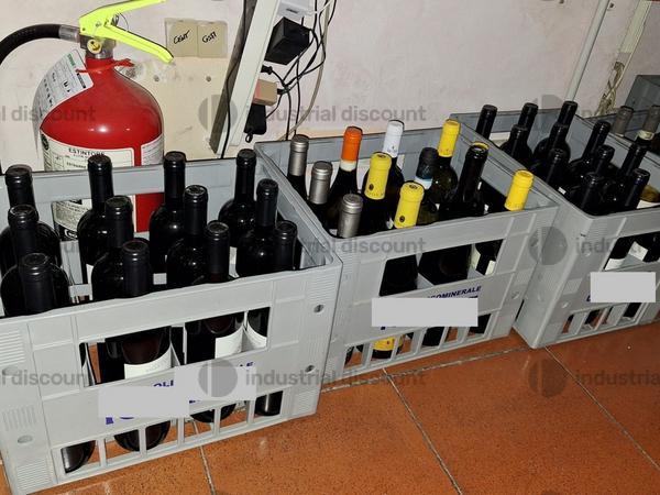 2#10085 Bottiglie di vino in vendita - foto 24