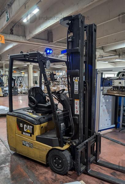 1#10086 Carrello elevatore Caterpillar LIFT TRUCK ETB21 in vendita - foto 1