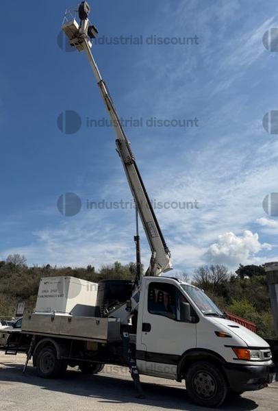 1#10088 Autocarro Iveco Daily con piattaforma in vendita - foto 1