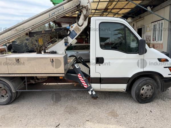 1#10088 Autocarro Iveco Daily con piattaforma in vendita - foto 2