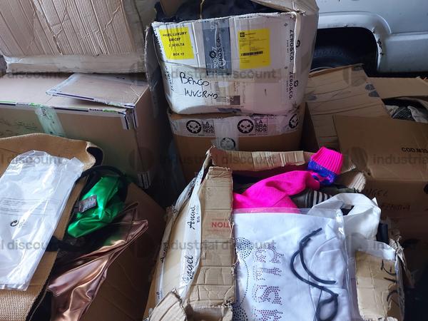 2#10090 Rimanenze di magazzino di abbigliamento in vendita - foto 2