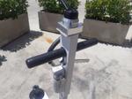 Image 8 - 80-ton pneumatic jack - Lot 5 (Auction 10091)