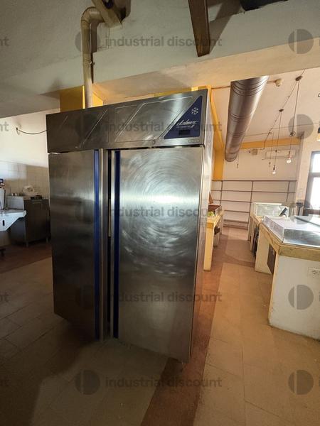2#10098 Stock di attrezzature e arredi per panificio in vendita - foto 4