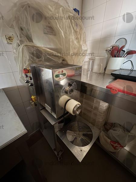 2#10098 Stock di attrezzature e arredi per panificio in vendita - foto 6
