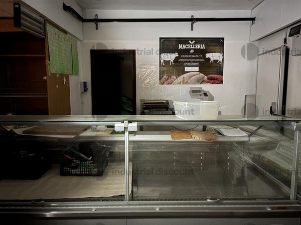 Attrezzature supermercato in vendita