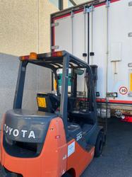 Toyota Tonero 20 forklift - Lot 6 (Auction 10098)