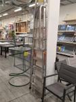 Image 17 - Commercial point of sale shelving - Lot 33 (Auction 10103)