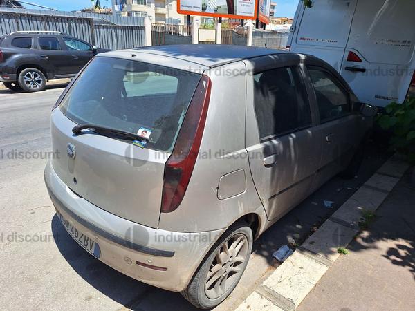 3#10104 Autovettura Fiat Punto in vendita - foto 3