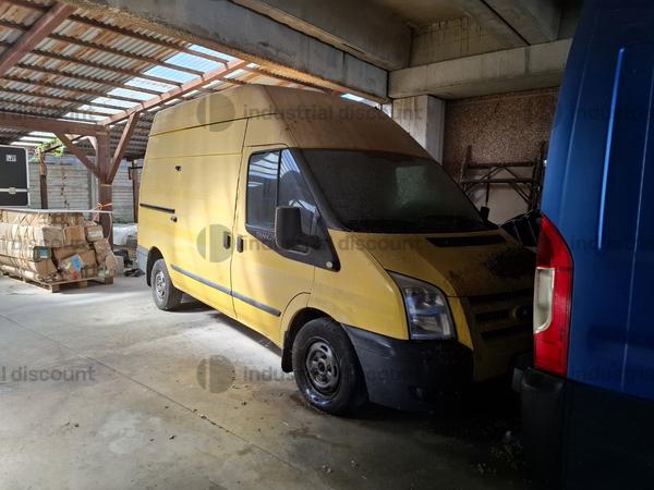 Autocarri in vendita