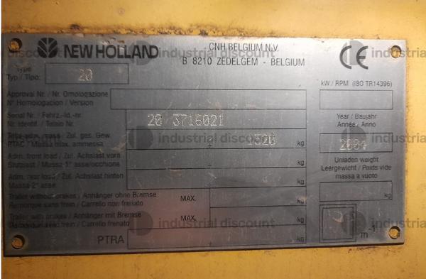 1#10155 Mietitrebbia New Holland TX66 e Barra da mais Capello Quasar in vendita - foto 3