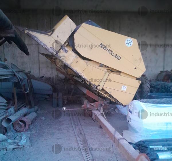 1#10155 Mietitrebbia New Holland TX66 e Barra da mais Capello Quasar in vendita - foto 12
