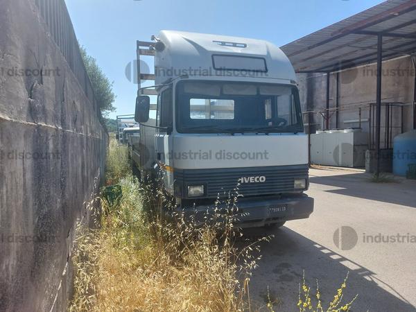 1#10157 Autocarro Iveco in vendita - foto 2