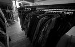 Immagine 8 - Capi di abbigliamento e tessuti - Lotto 1 (Asta 10166)