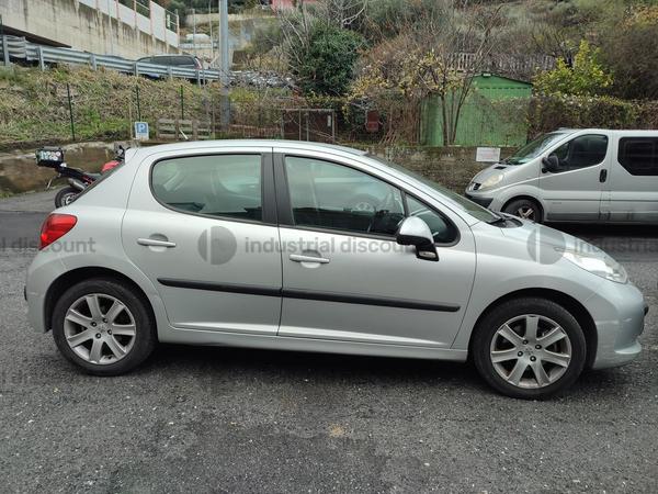1#10175 Autovettura Peugeot 207 in vendita - foto 4