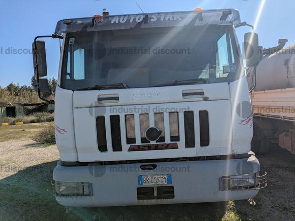 18#10183 Autocarro Astra in vendita - foto 2
