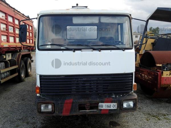Autocarri in vendita