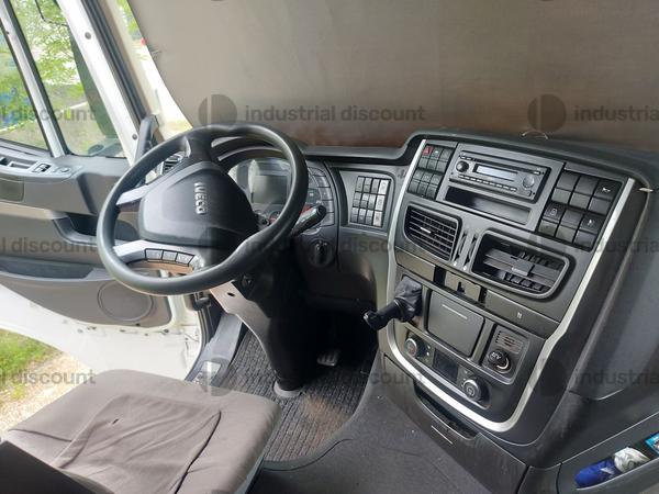 2#10194 Trattore stradale Iveco in vendita - foto 2