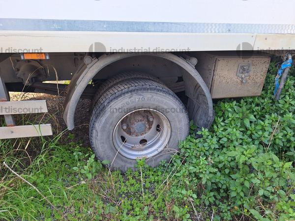 11#10195 Furgone isotermico RENAULT TRUCKS in vendita - foto 6