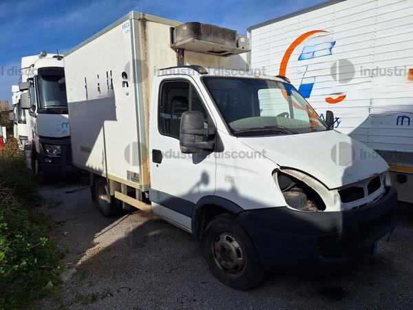 27#10195 Furgone Isotermico IVECO 35C13 in vendita - foto 2