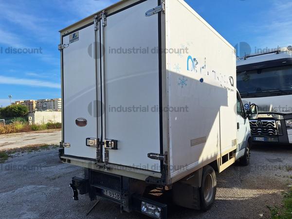 27#10195 Furgone Isotermico IVECO 35C13 in vendita - foto 4